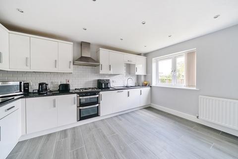 4 bedroom townhouse for sale, Beaumont Mews, Flitwick, MK45