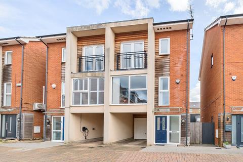4 Beaumont Mews, Flitwick, Bedford, MK45 1FP