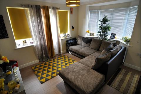 2 bedroom end of terrace house for sale, The Harebreaks, Watford WD24