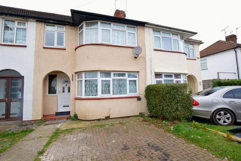 3 bedroom terraced house to rent, Stafford Avenue, Slough