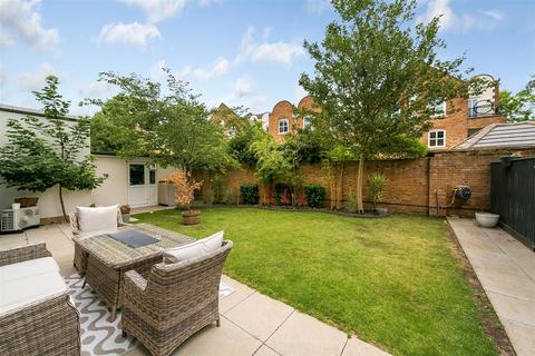 6 bedroom detached house for sale, Fitzroy Gate, Old Isleworth