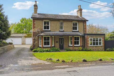 3 bedroom detached house for sale, High Street, St Neots PE19