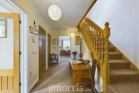 undefined, Ashburton Grove, Princes Gate, Narberth