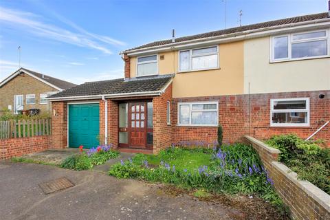74 Arkwright Road, Irchester, Wellingborough, NN29 7EF