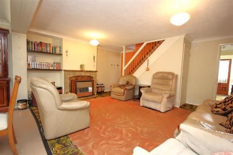 74 Arkwright Road, Irchester, Wellingborough, NN29 7EF