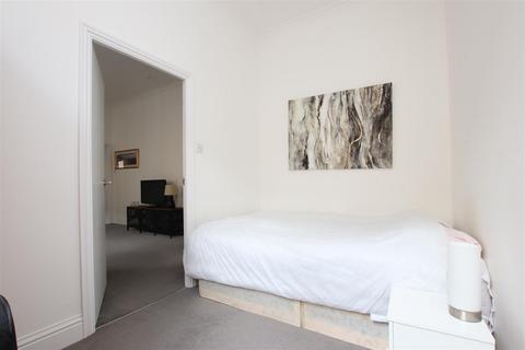 2 bedroom flat to rent, 5 Great Stanhope Street, Bath BA1