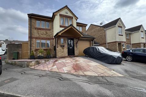 4 bedroom detached house for sale, Greenways, Aberdare CF44