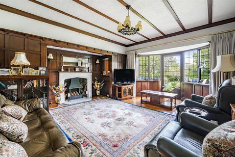 14 Higher Drive, Banstead, SM7 1PF