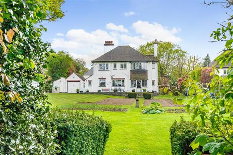 14 Higher Drive, Banstead, SM7 1PF