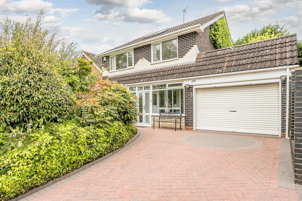 Lawnswood Road, Stourbridge, DY8 5LW 3 bed detached house for sale £