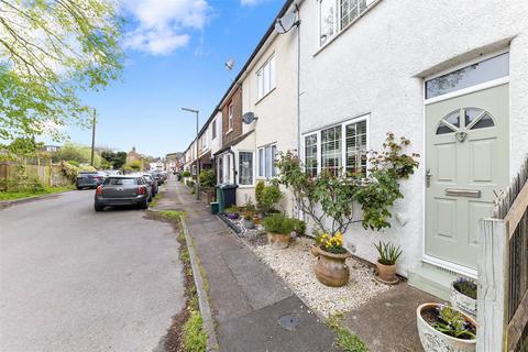 29 Albert Road, Merstham, Redhill, RH1 3LU