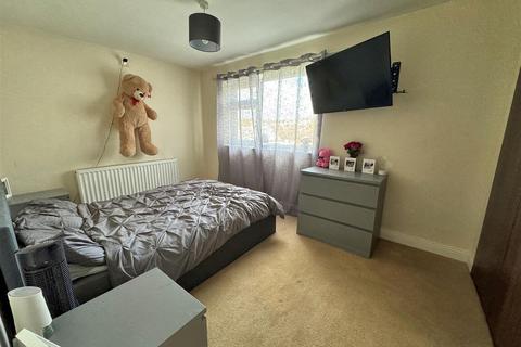 2 bedroom apartment for sale, Douglas Gardens, Berkhamsted HP4