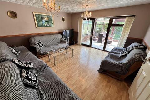 4 bedroom end of terrace house for sale, Mounts Way, Nechells, Birmingham