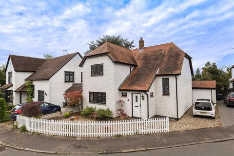 3 bedroom detached house for sale, Beulah Road, Epping