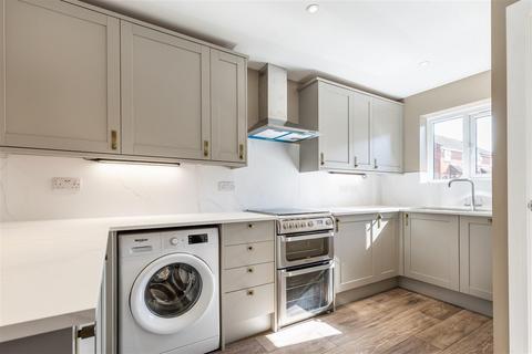 4 Cunningham Rise, North Weald, Epping, CM16 6JR