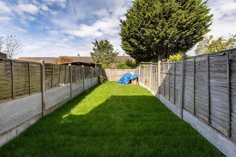 4 Cunningham Rise, North Weald, Epping, CM16 6JR