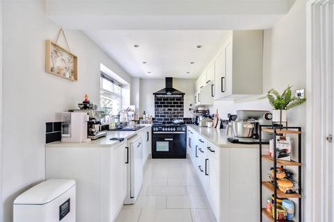 3 bedroom semi-detached house for sale, Lincoln Close, Stapleford, Nottingham