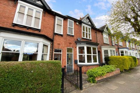 4 bedroom terraced house for sale, Howard Road, Clarendon Park, Leicester