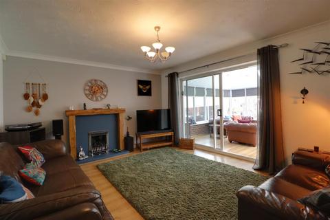 6 Allman Close, Crewe, CW1 3NY