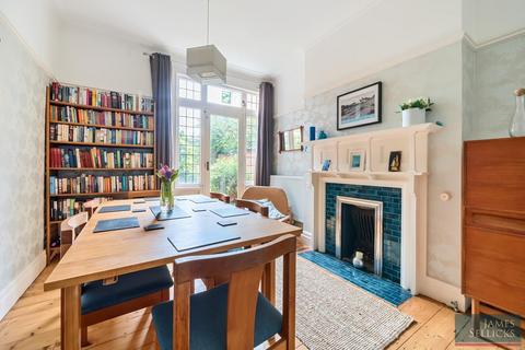 5 bedroom character property for sale, East Avenue, Clarendon Park, Leicester