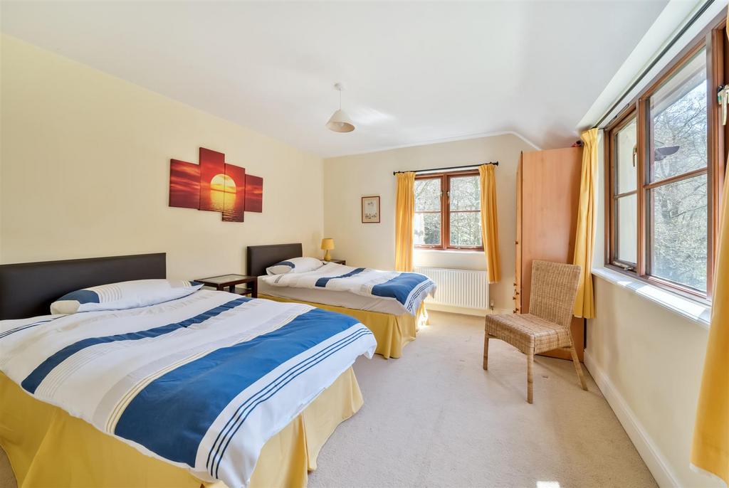 Bedroom 3.jpg