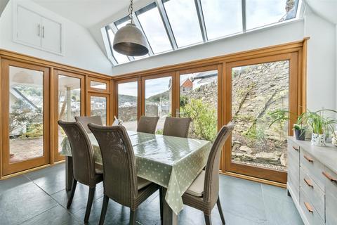 Castle Garden Castle Hill, Lynton, EX35 6JA