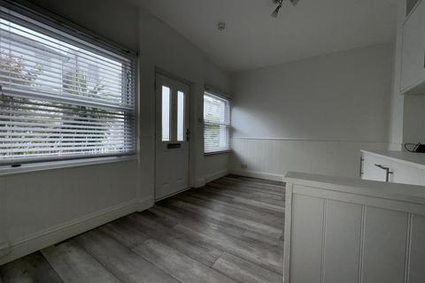 1 bedroom flat for sale, St. Augustine Road, Littlehampton, BN17 5NG