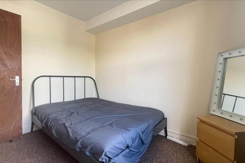 1 bedroom property to rent, Stansted Road, Birchanger CM23