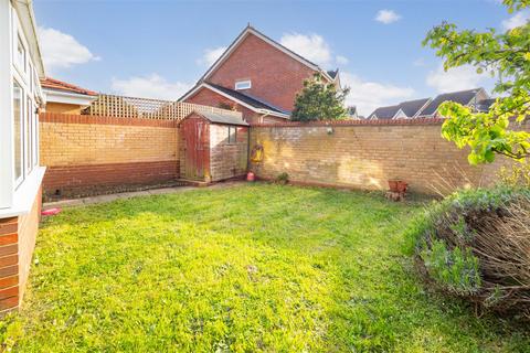 4 bedroom detached house for sale, Homeland Drive, Sutton