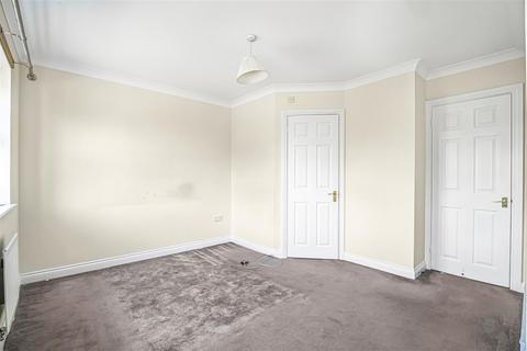 12 Homeland Drive, Sutton, SM2 5BJ