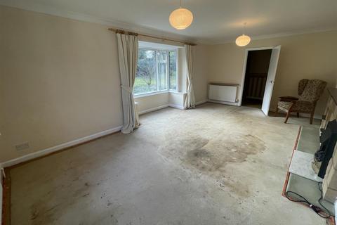 4 bedroom bungalow for sale, High Street, South Witham, Grantham