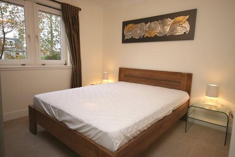 2 bedroom flat to rent, Granton Road, Edinburgh