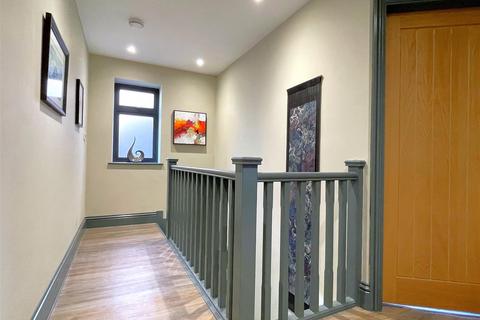 81a Ravensbourne Avenue, Bromley, BR2 0AU