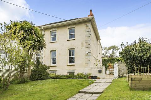 21 Egloshayle Road, Wadebridge, PL27 6AD