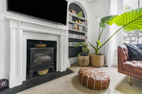 21 Egloshayle Road, Wadebridge, PL27 6AD