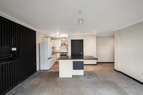 Flat 1, Prospects Court, 20 Holmesdale Road, Reigate, RH2 0BQ