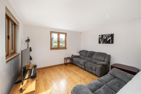 Oakdene Axes Lane, Redhill, RH1 5QL
