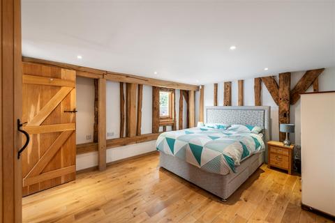 Oakdene Axes Lane, Redhill, RH1 5QL