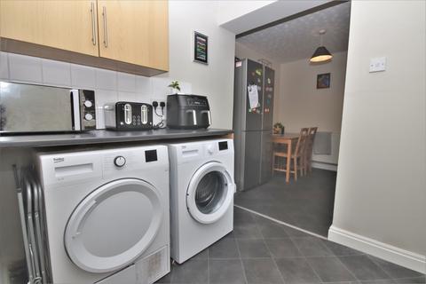 9 Mayfair Grove, Widnes, WA8 7HZ