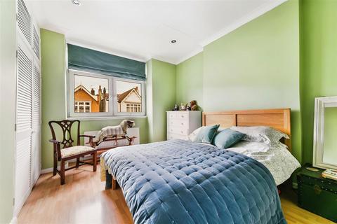 4 bedroom terraced house for sale, Southdown Road, West Wimbledon SW20