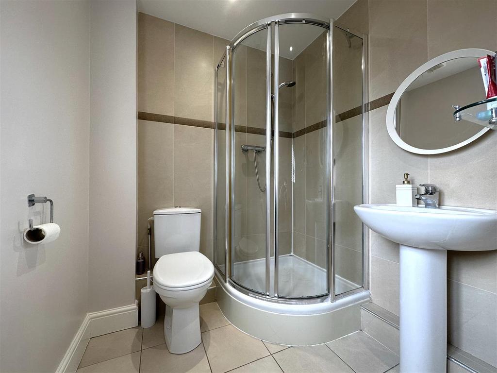 En-Suite Shower Room 844