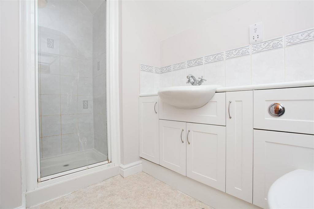 Bathroom.JPG