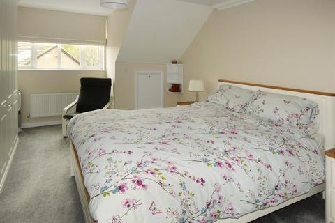 17 Ash Close, Littlehampton, BN17 6FB