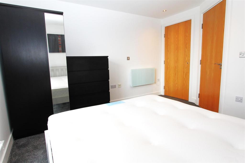 Bedroom 1.2.JPG
