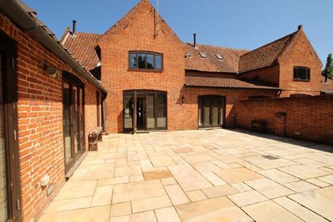 5 bedroom barn conversion to rent, Boss House