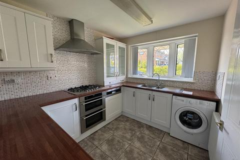 3 bedroom detached house to rent, Meremore Drive, Waterhayes