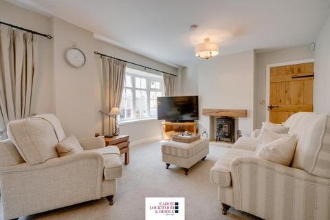 2 bedroom detached house for sale, Sheffield Road, South Anston, Sheffield