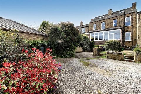 4 bedroom end of terrace house for sale, Town End, Almondbury, Huddersfield, HD5 8NW