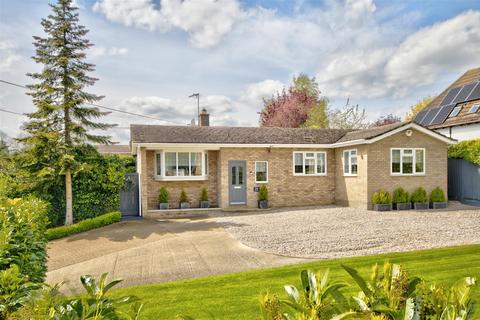 3 bedroom detached bungalow for sale, Lode Way, Haddenham CB6