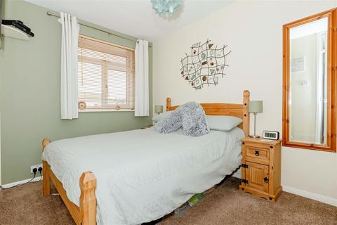 4 Chilgrove Close, Goring By Sea, Worthing, BN12 6NG